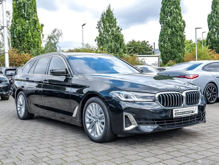 BMW 530