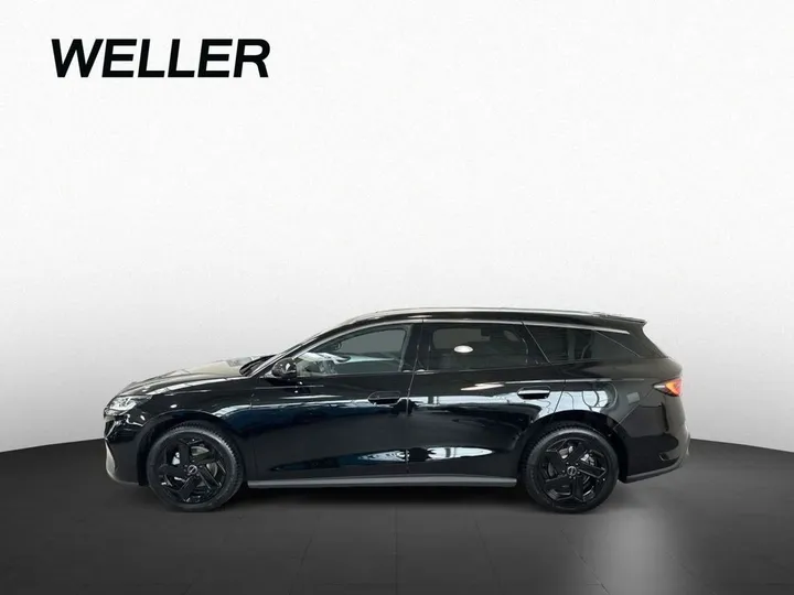 BYD SEAL
