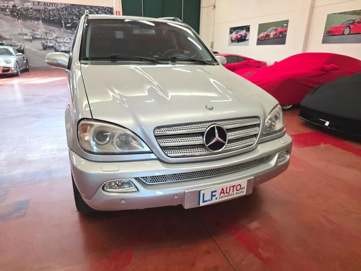 Mercedes-Benz ML 400