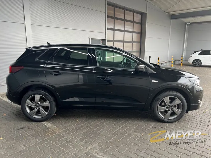 Opel Grandland (X)