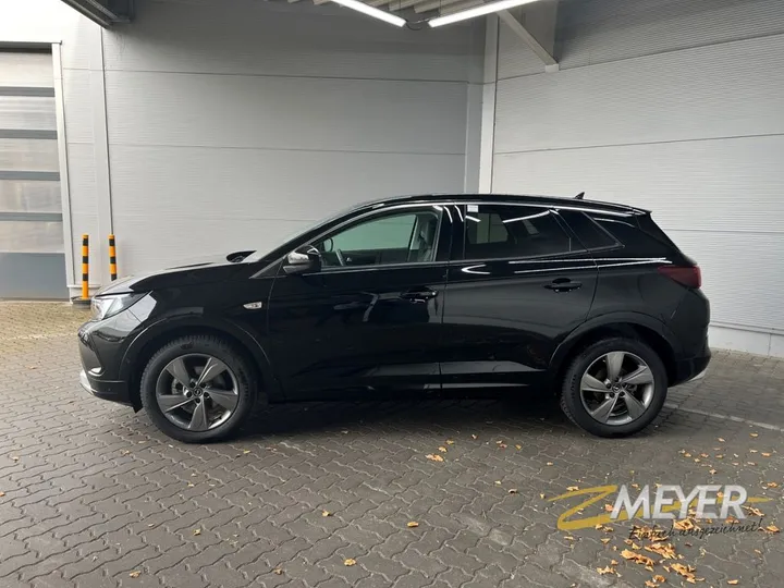 Opel Grandland (X)