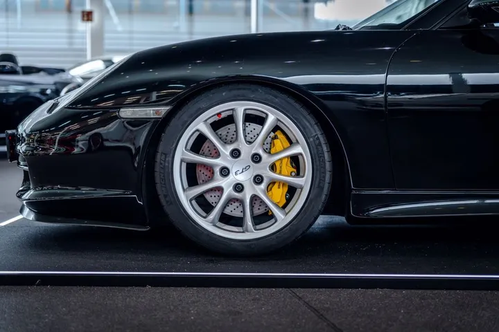 Porsche 996