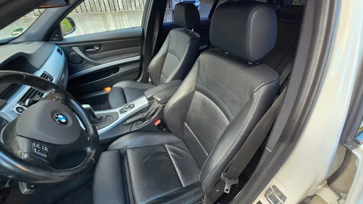 BMW 335