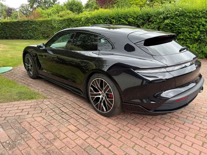 Porsche Taycan