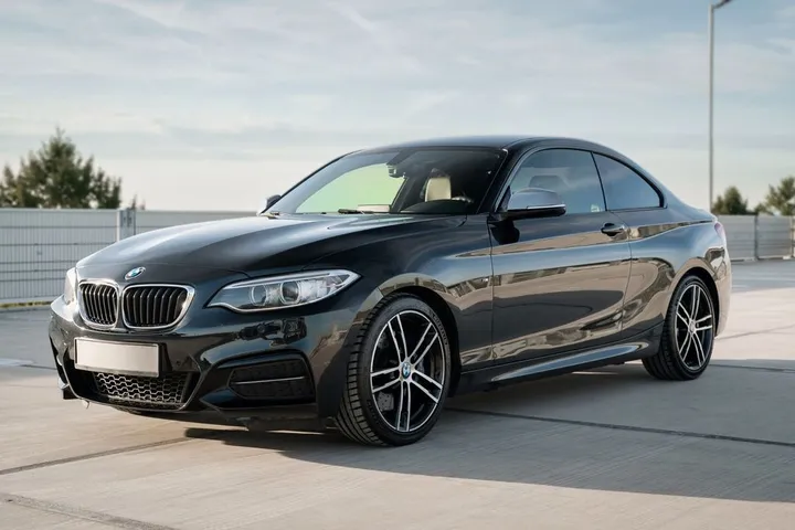 BMW M240i