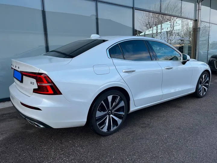 Volvo S60