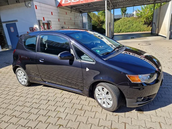 Mitsubishi Colt