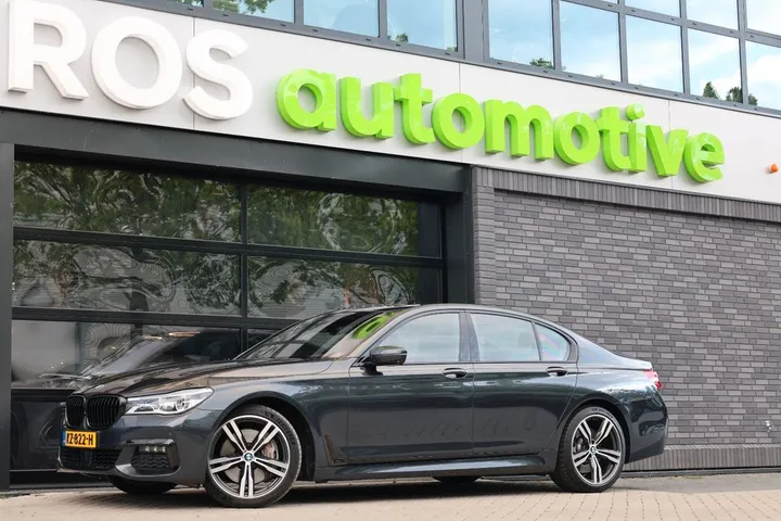 BMW 750