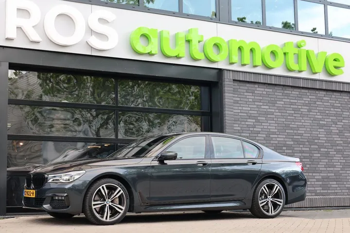 BMW 750