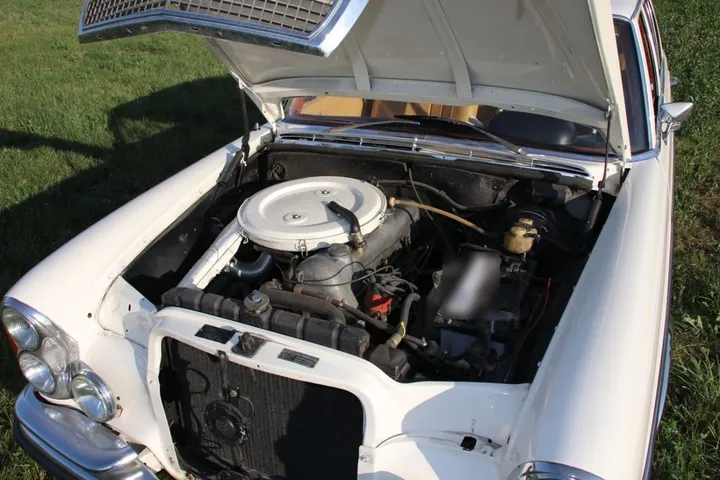 Mercedes-Benz S 280