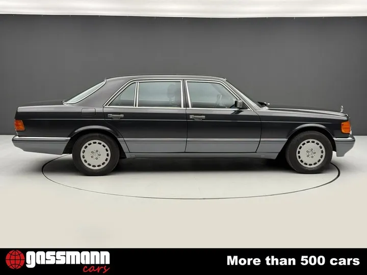 Mercedes-Benz 560