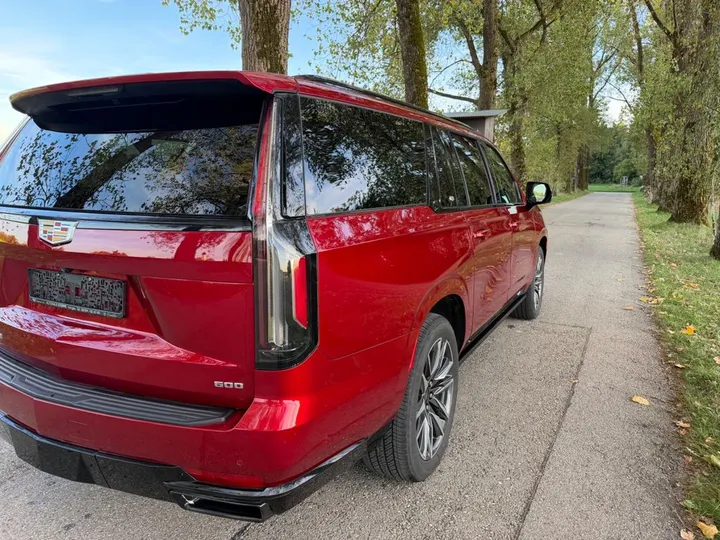 Cadillac Escalade