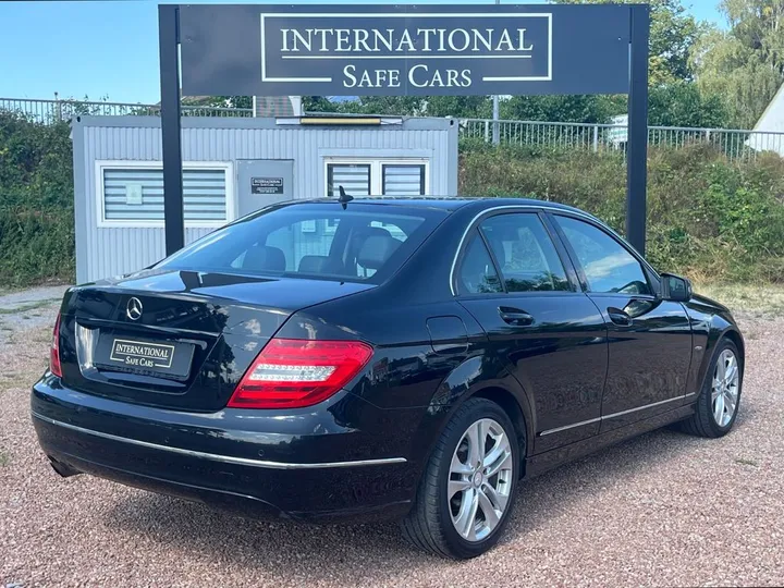 Mercedes-Benz C 180