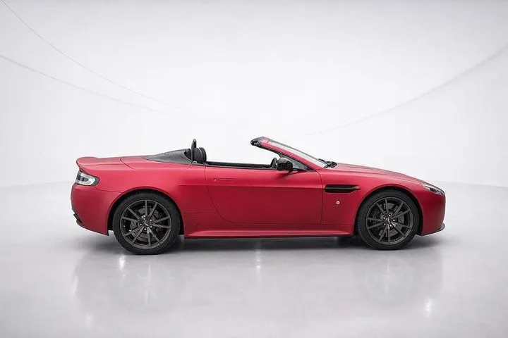 Aston Martin V8 Vantage