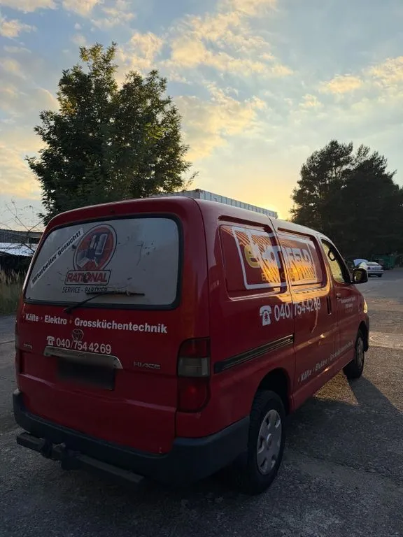 Toyota Hiace