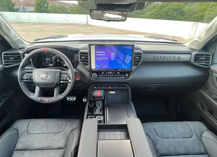 Toyota Sequoia