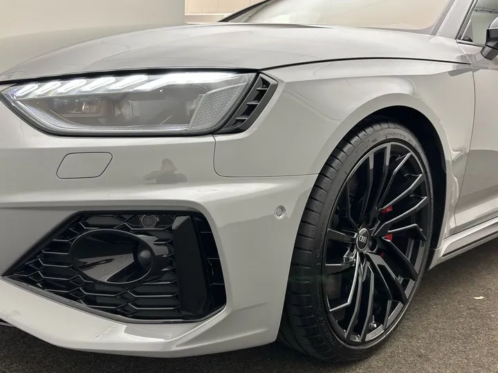 Audi RS4
