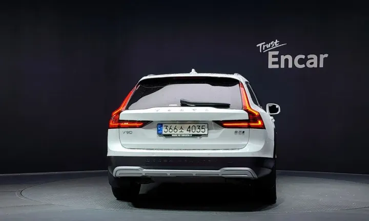 Volvo V90