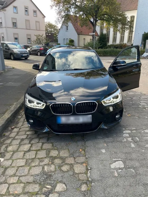 BMW 118