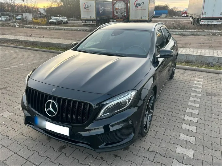 Mercedes-Benz CLA 250
