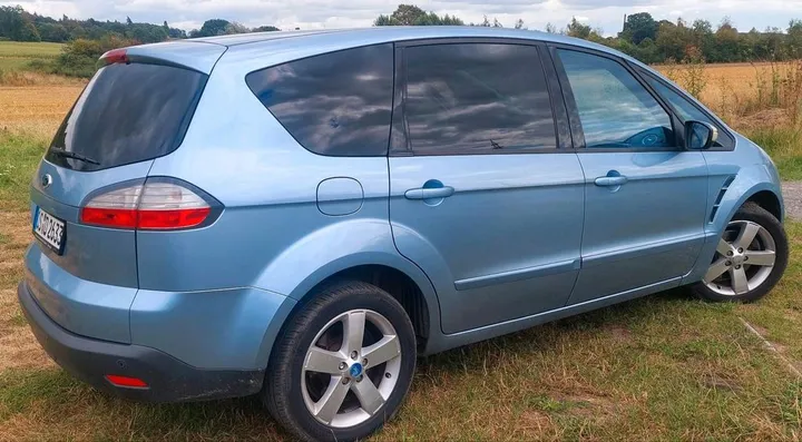 Ford S-Max