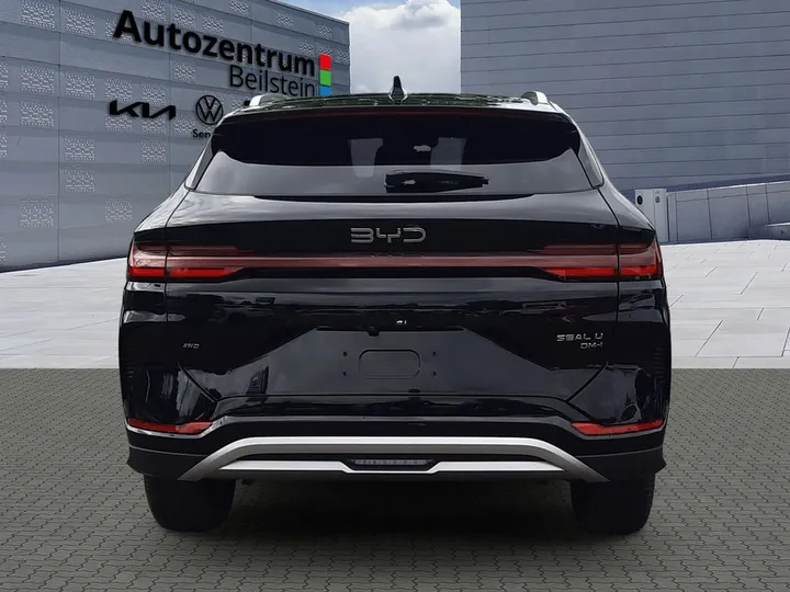 BYD SEAL