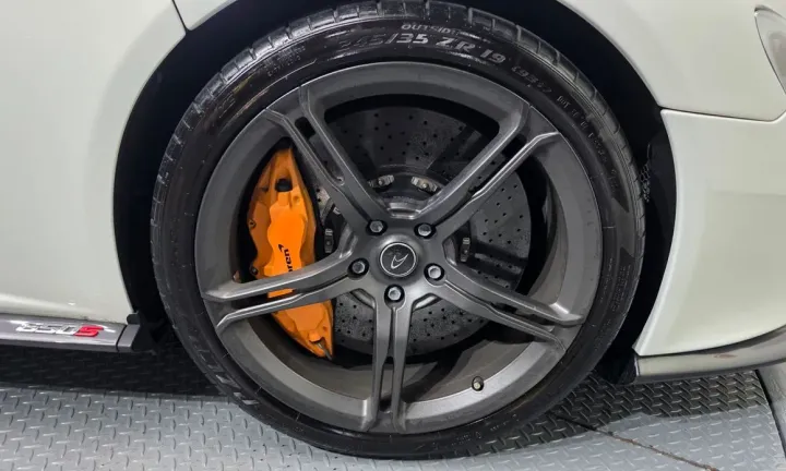 Mclaren 650S