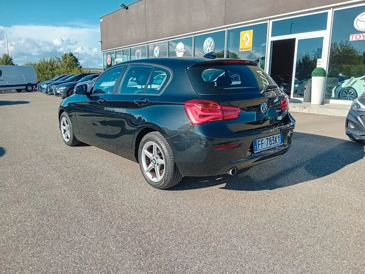 BMW 114