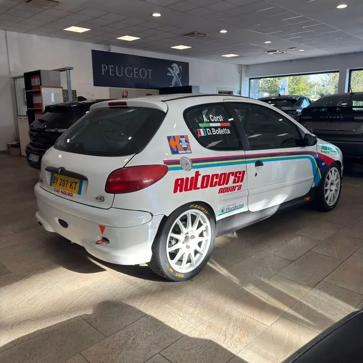 Peugeot 206