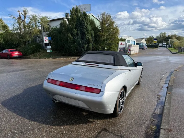 Alfa Romeo Spider