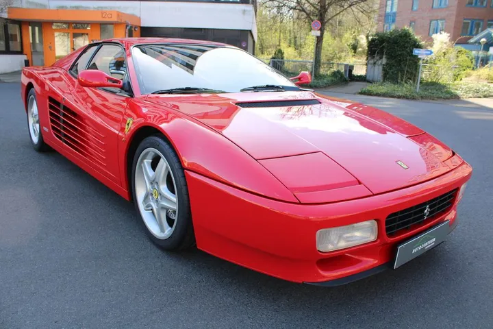 Ferrari 512