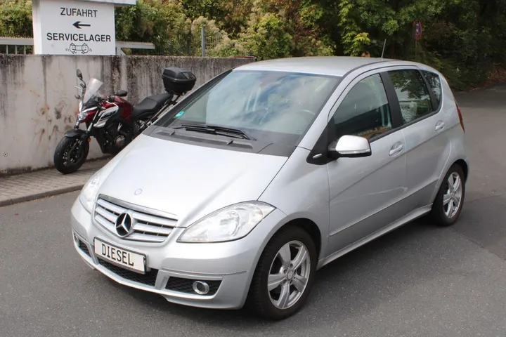 Mercedes-Benz A 180