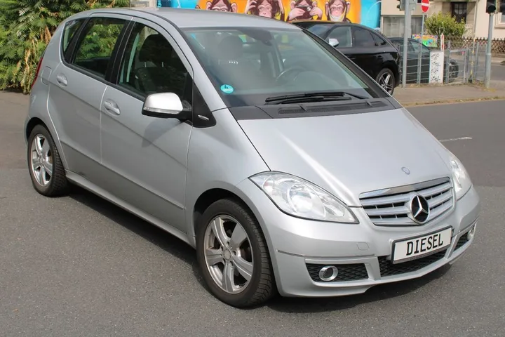 Mercedes-Benz A 180