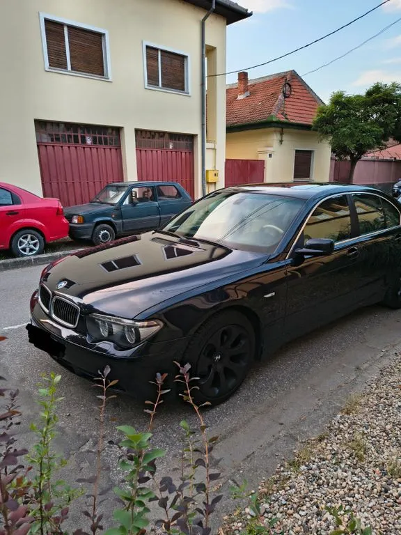 BMW 730