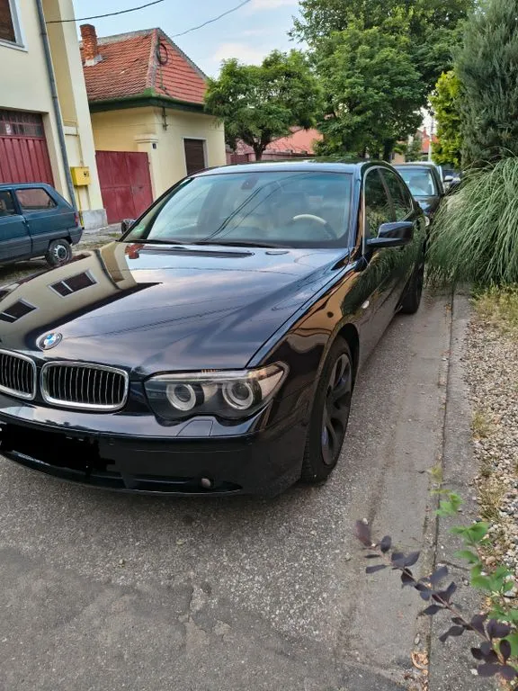 BMW 730