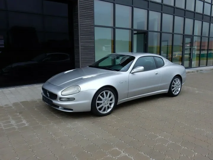 Maserati 3200