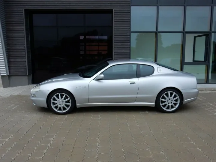 Maserati 3200