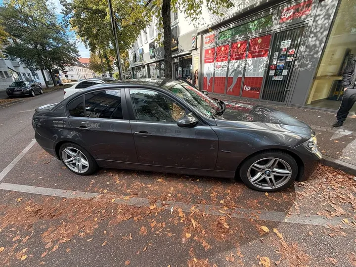 BMW 320