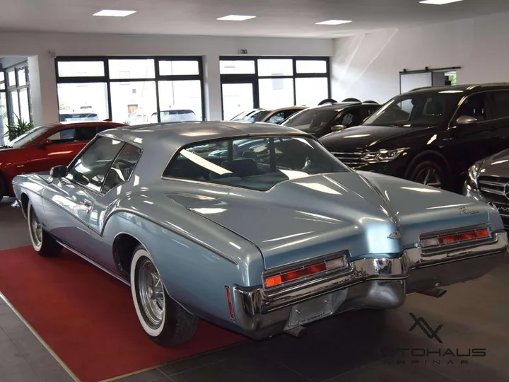 Buick Riviera