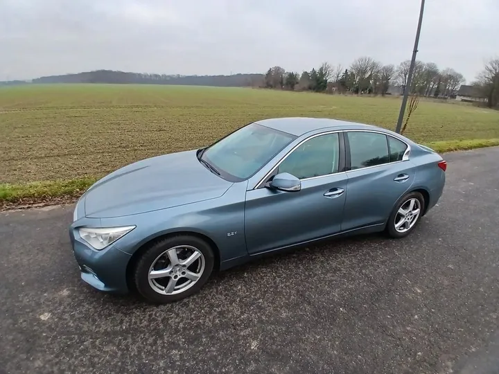 Infiniti Q50