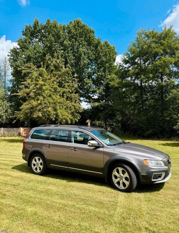 Volvo XC70