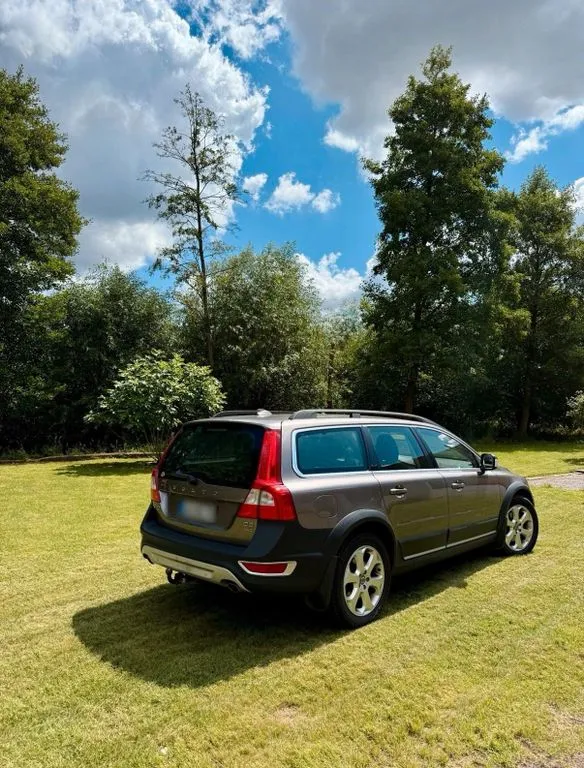 Volvo XC70