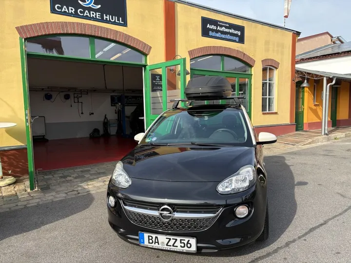 Opel Adam