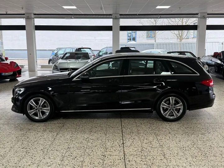 Mercedes-Benz C 180