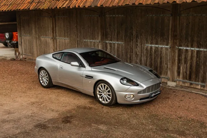 Aston Martin Vanquish