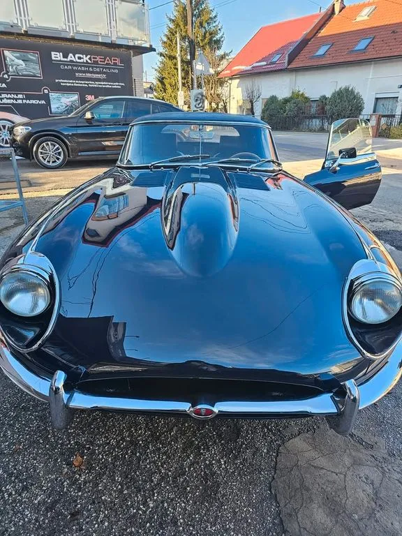 Jaguar E-Type