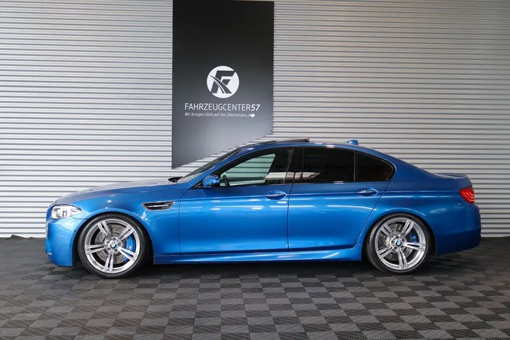 BMW M5