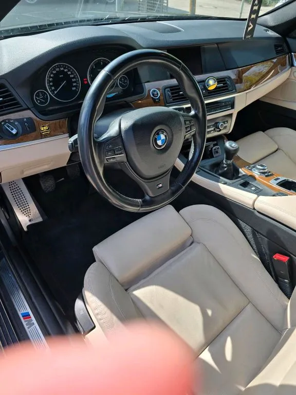 BMW 520