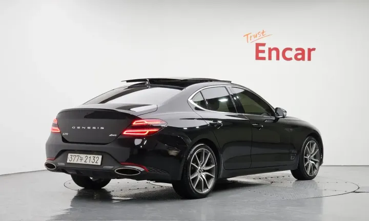 Genesis G70