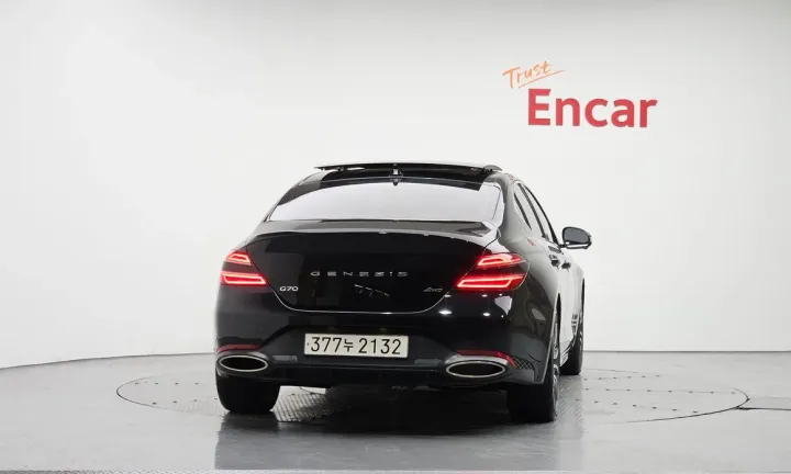 Genesis G70
